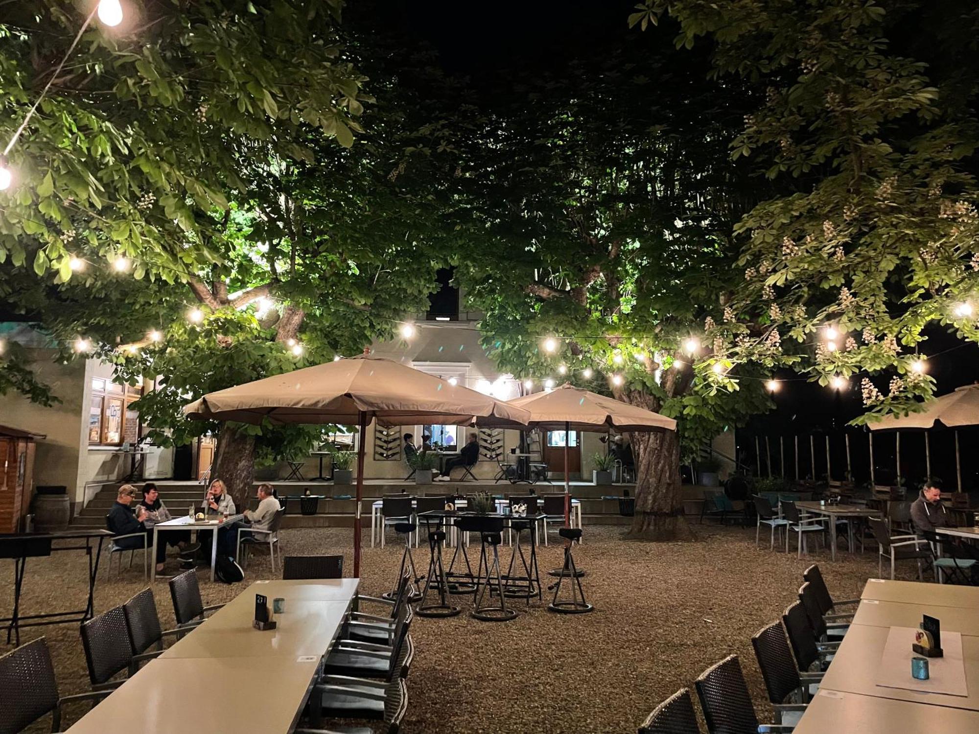 Zum Rayers Cafe-Restaurant & Boutique-Hotel Niederrotweil Экстерьер фото
