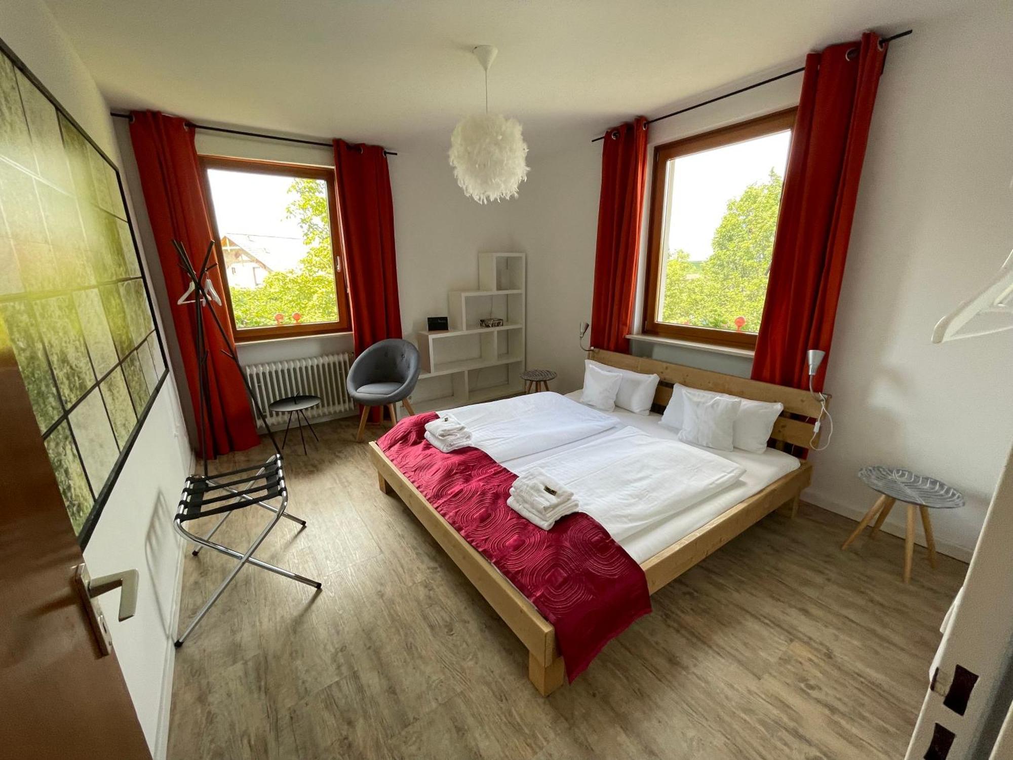 Zum Rayers Cafe-Restaurant & Boutique-Hotel Niederrotweil Номер фото