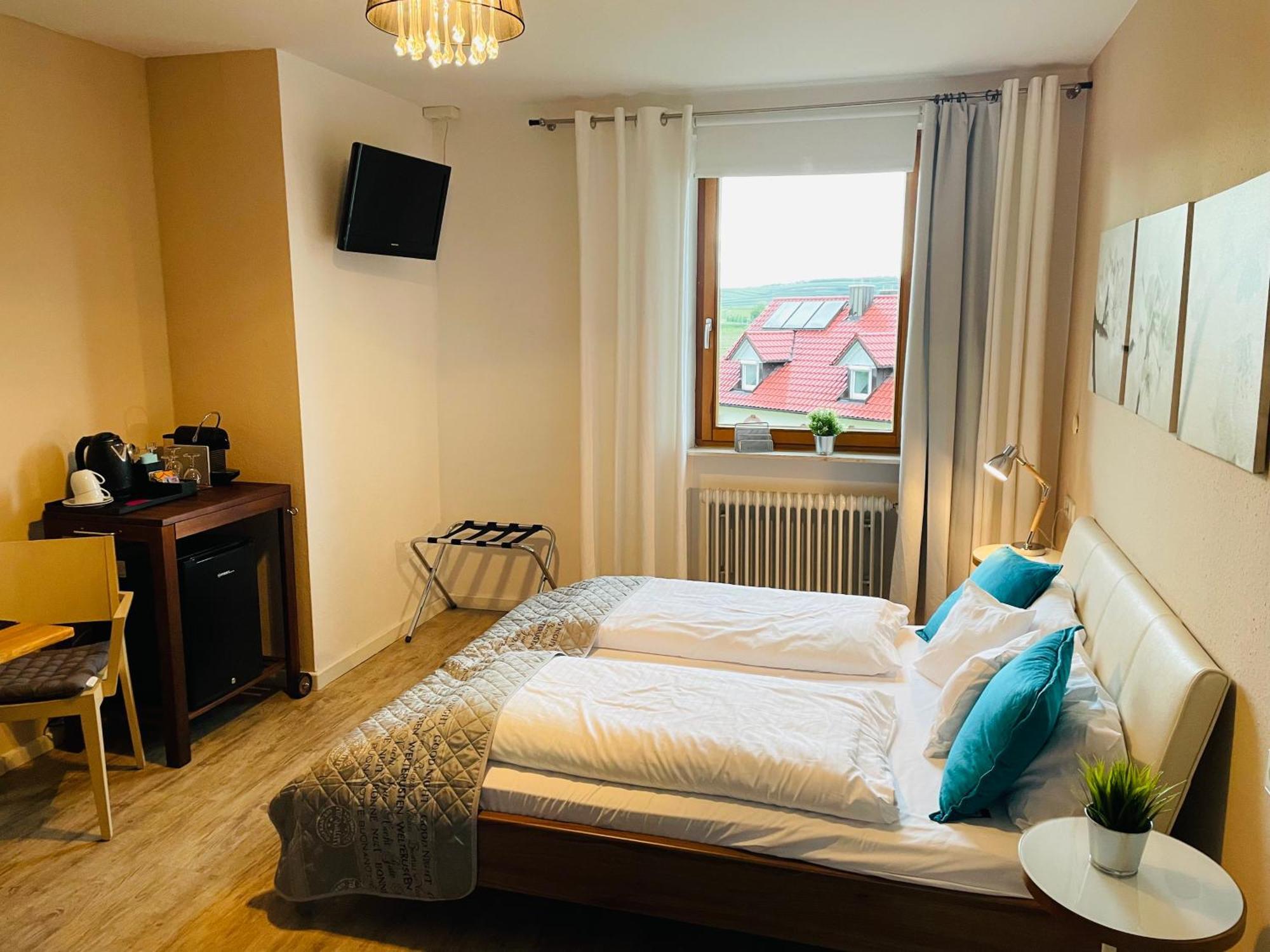 Zum Rayers Cafe-Restaurant & Boutique-Hotel Niederrotweil Номер фото