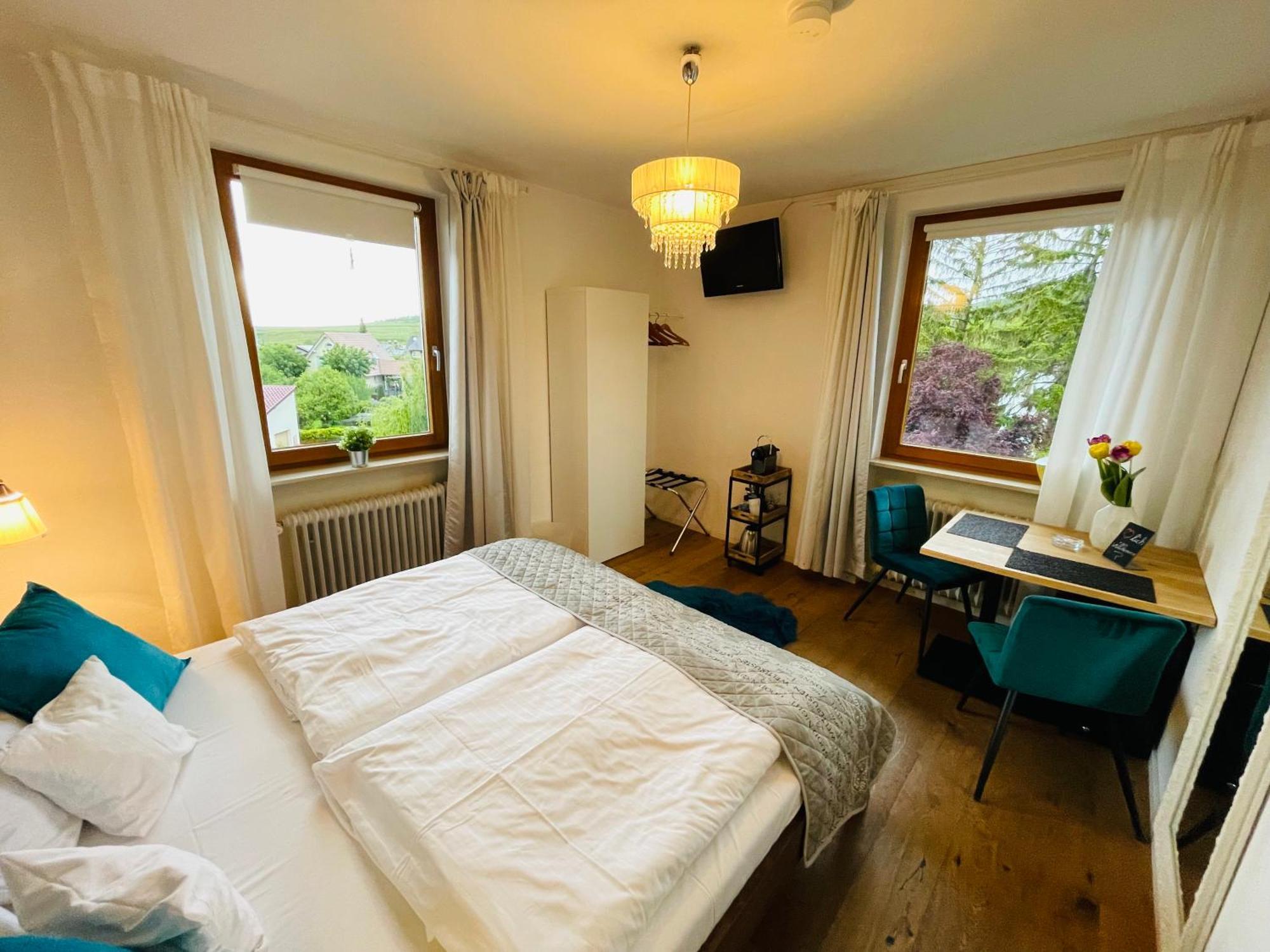 Zum Rayers Cafe-Restaurant & Boutique-Hotel Niederrotweil Номер фото