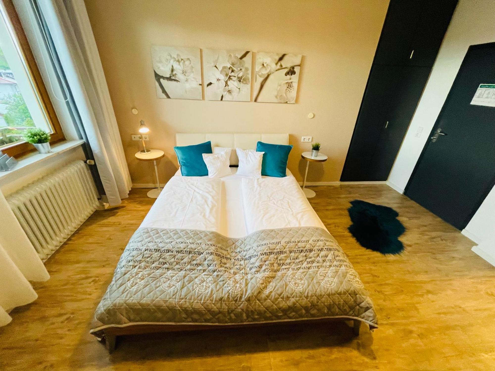Zum Rayers Cafe-Restaurant & Boutique-Hotel Niederrotweil Номер фото