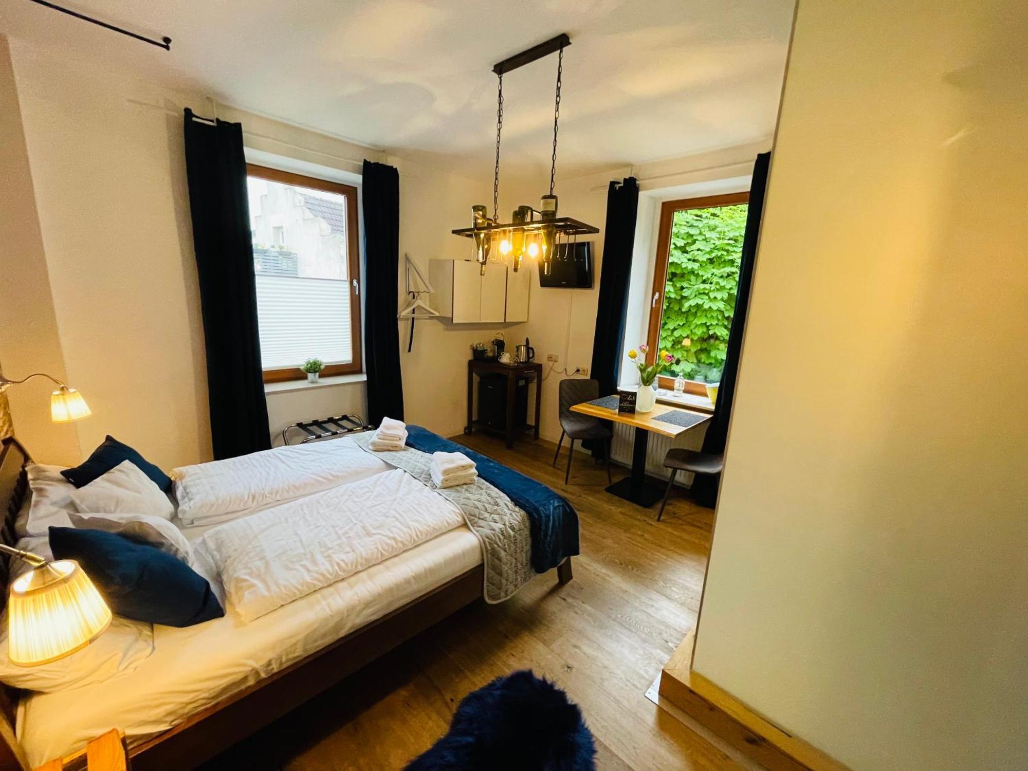 Zum Rayers Cafe-Restaurant & Boutique-Hotel Niederrotweil Номер фото